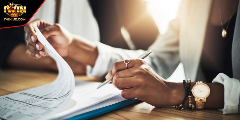 Tìm hiểu khái niệm điều khoản sử dụng IWIN có vai trò gì?